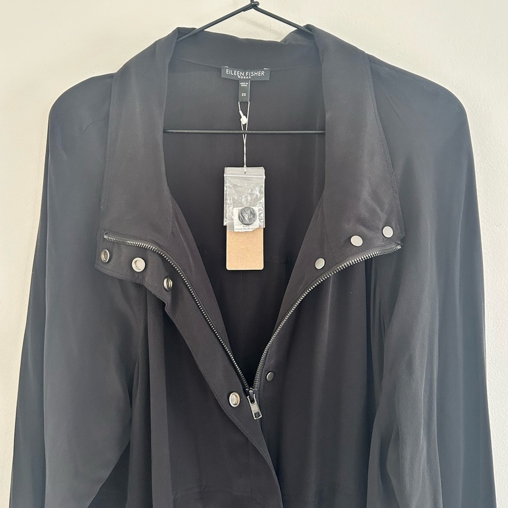 Eileen Fisher Silk Stand Collar Jacket
Sz 2x - Picture 4 of 8